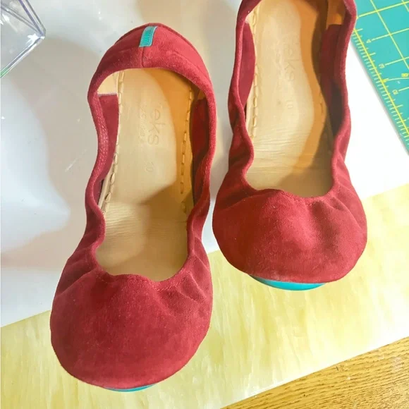 TIEKS ROUGE COLOR (REd) - Picture 1 of 9